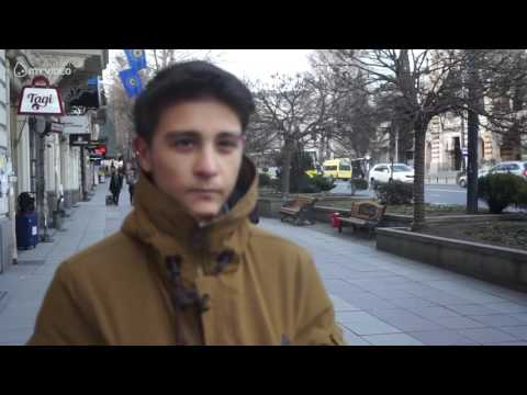 ეს შენობა ძალიან ამახინჯებს რუსთაველს