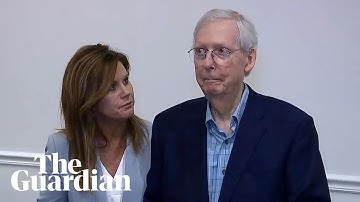 Senator Mitch McConnell has another freezing moment