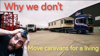 scania S580 V8 unloading a caravan #v8scania #europeantrucks #seeddrills #uktrucker