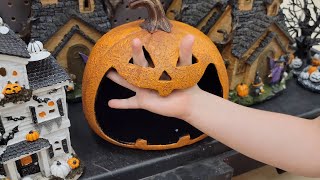 Michael's is putting Halloween out! 🎃 Tiny Treasures collection!