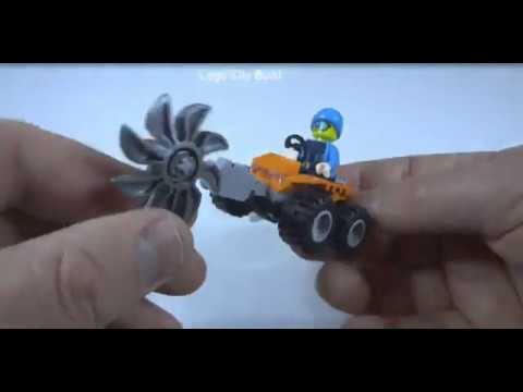 Michael Builds LEGO: City 60080: SpacePort - Part 3. 