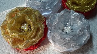 Новогодние розы из атласной ленты и парчи канзаши. Цветы на Новый год. Christmas kanzashi