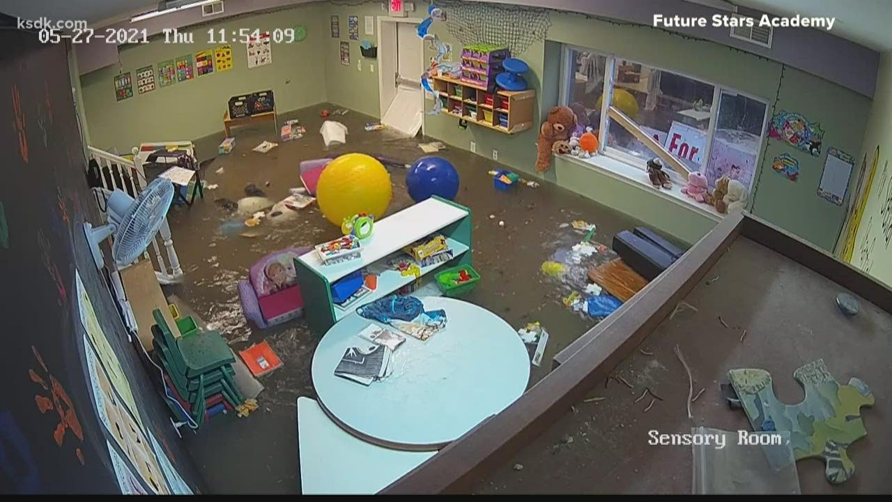 Video shows water burst into Wentzville day care YouTube