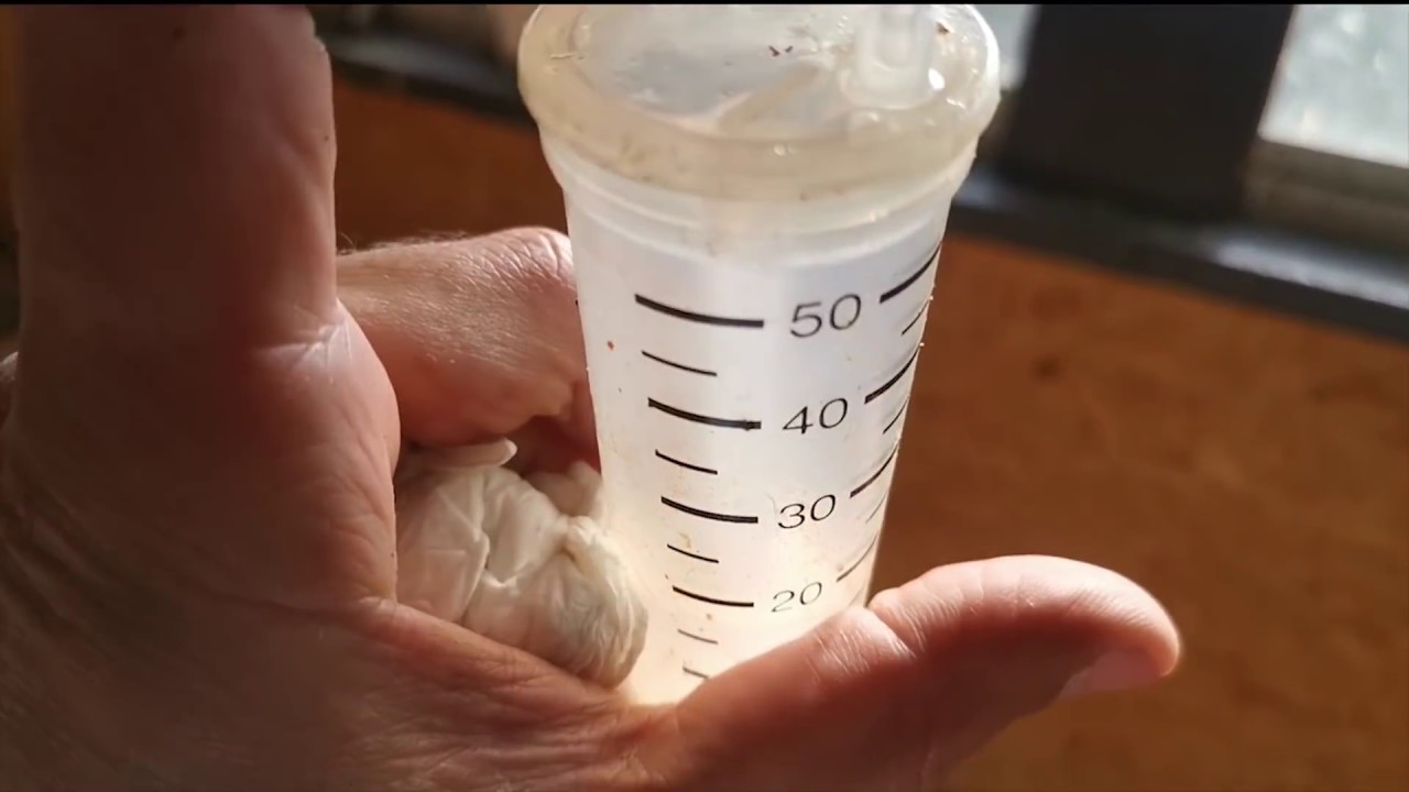 أهم ادوات النحل النموذجية وبعض الابتكارات  .Typische Bienenwerkzeuge.