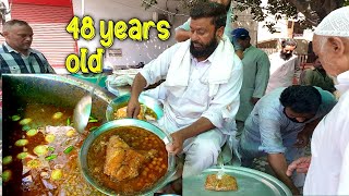 Roadside Affordable Naan Chanayijaz Naan Chanaylahore Street Food