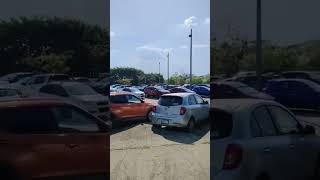 ¡EXHIBEN ABANDONO EN ESTACIONAMIENTO DEL CPG NUEVO PEMEX!
