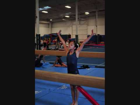 Paulina. Level 4. Gymnastics Competition in Pickering on May 22, 2009