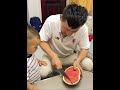 Big ones can't beat small ones #Funny Videos #Human Toddlers' Confusing Behaviors.