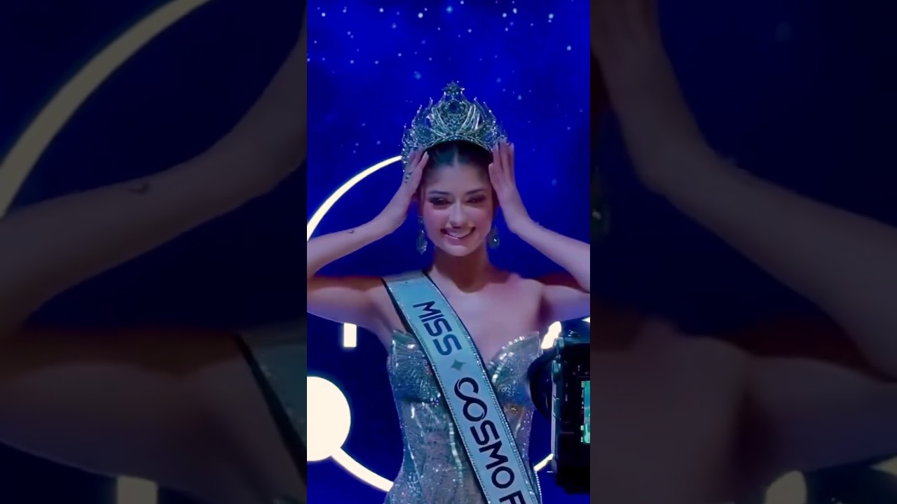 Crowning Moment of Miss Cosmo Panama 🇵🇦 2025,Italy Mora 