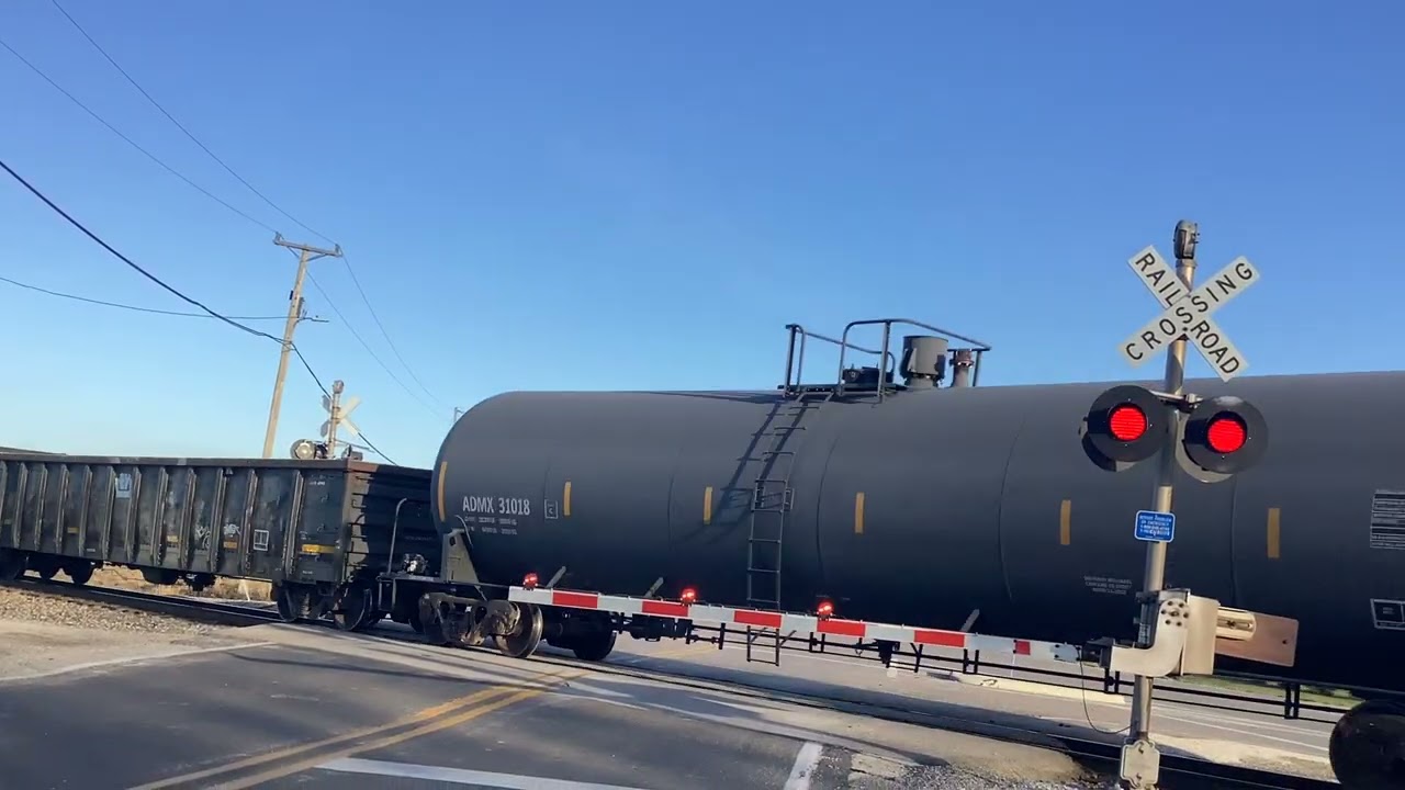 Mount Auburn Rd. Grade Crossing (Decatur, IL) 11/28/25 ft. 