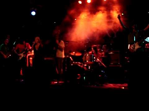 Esteban Armando Mas - Latinos en The Roxy Live 13/...