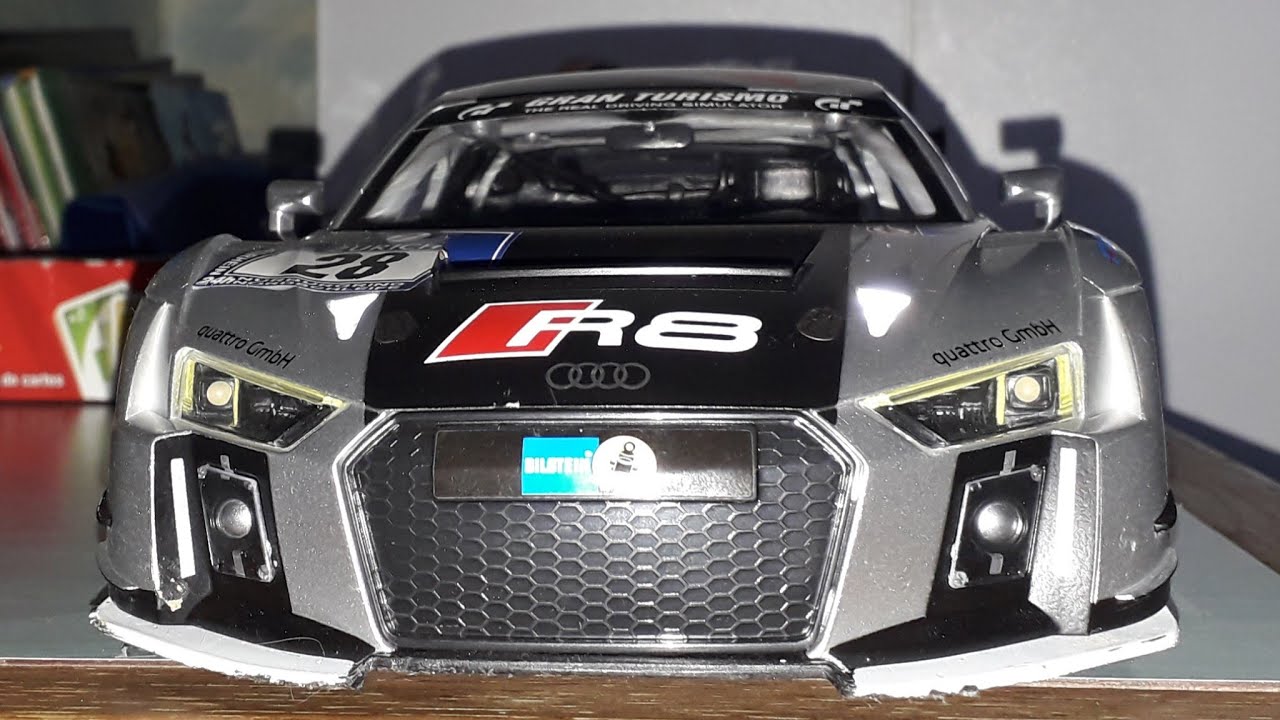 audi r8 telecommande