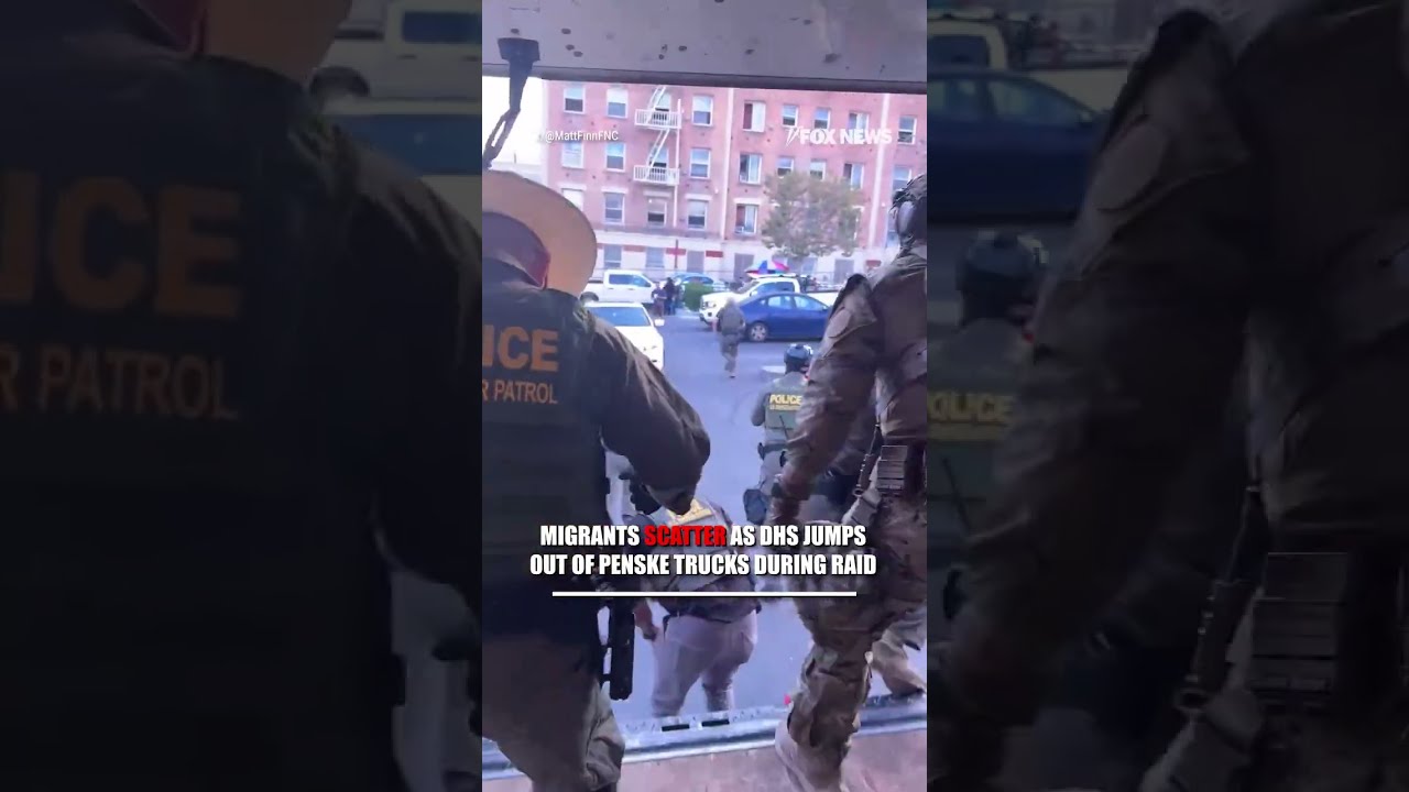 WATCH Migrants Scatter Across Home Depot Parking Lot After CBP Arrives Shorts Foxnews Usa