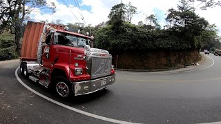 Salimos a Grabar en una Curva muy Peligrosa!! Camiones y Tractomulas de Colombia | Medina Trucks