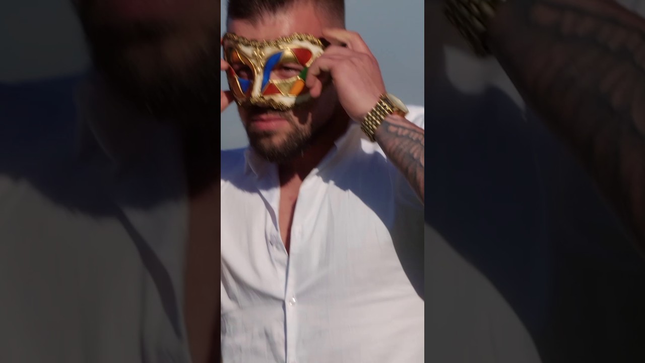 Kelvin doet zijn masker af, maar Kelly was nog niet klaar... #UndercoverLover