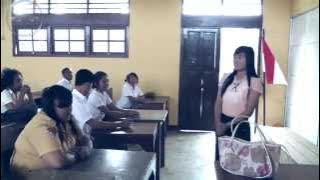 Download lagu Sketsa Mop Papua : 'MENYANYI DI KELAS'