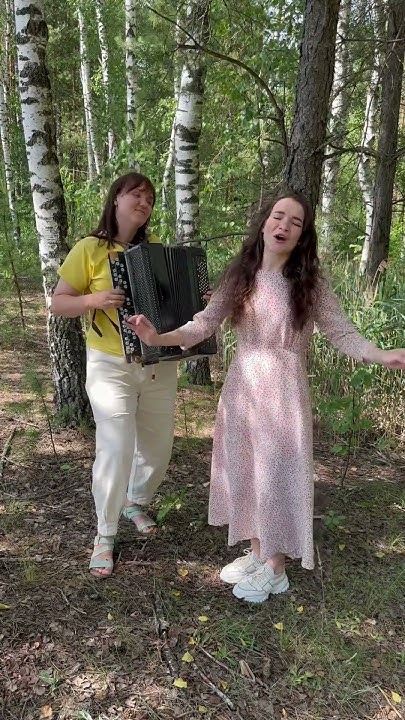 И плывёт веночек #cover #песня #кавер #singer #музыка #singing #music ...