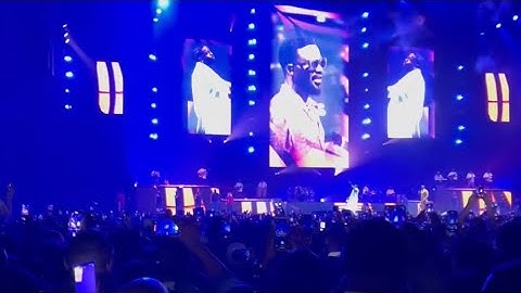 Fally Ipupa x Tayc -Suis moi/ Paris la Défense Arena