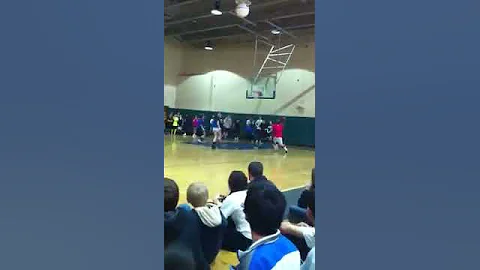 Terrell Newton dunks on eighth grader