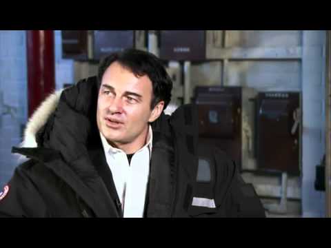 Julian McMahon Interview - Red (2010)