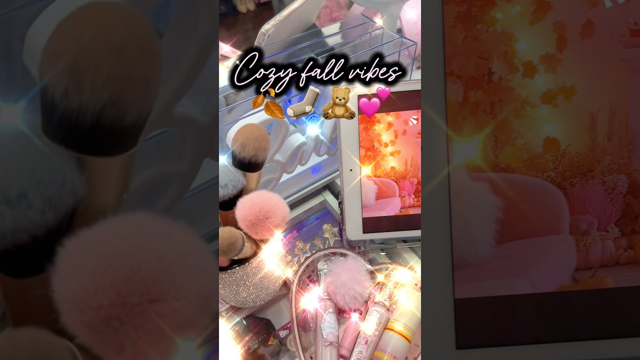 Girly fall favorites 🎃🧸🧦🍂 