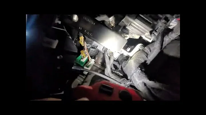 Locating Chrysler 12+8 connector on a 2021 Dodge Ram & clearing DTCs using universal scan tool