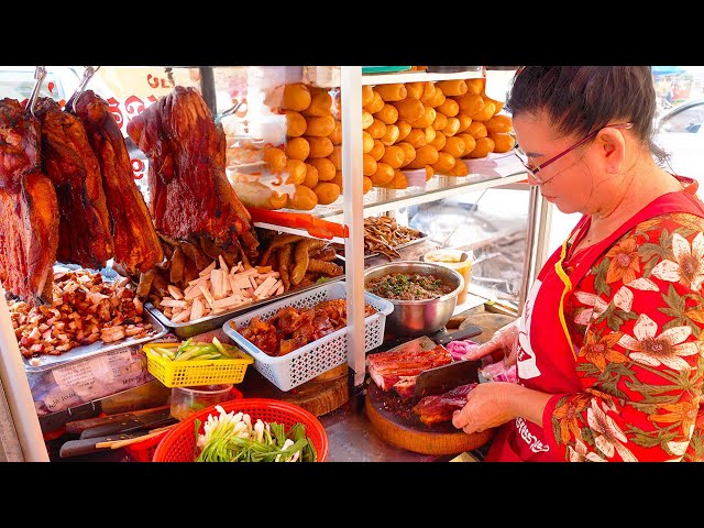 Since 1997 ! The Best Aunty’s NUMPANG PATE | Crispy Pork Belly Sandwich | Cambodian Street Food class=