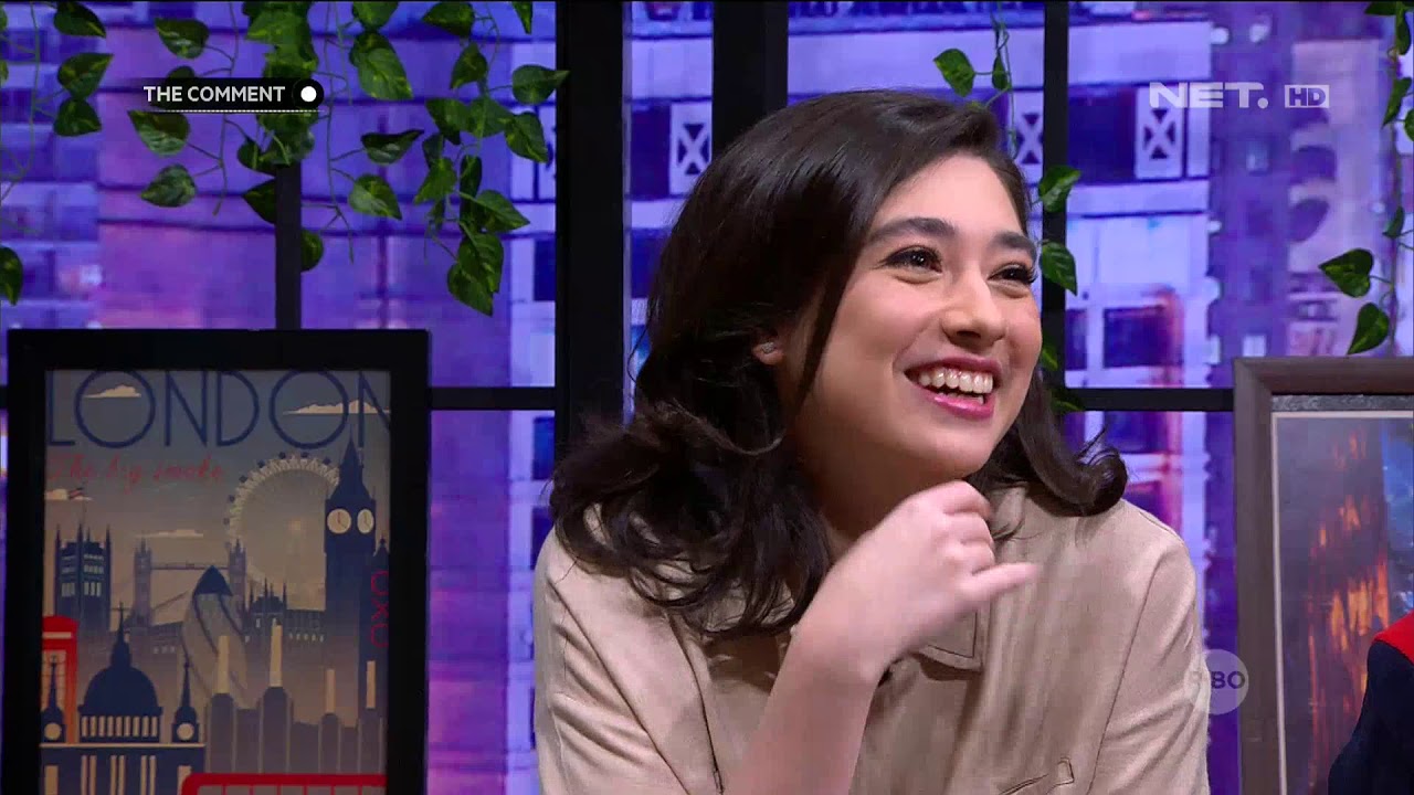 Semua Terkejut Melihat Wanita Yang Terlalu Tinggi (1/4)