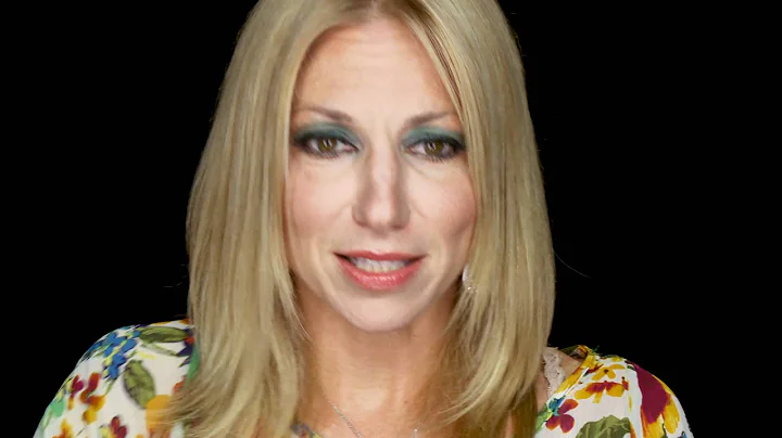 Debbie Gibson Gives Advice to Taylor Swift on Crea...