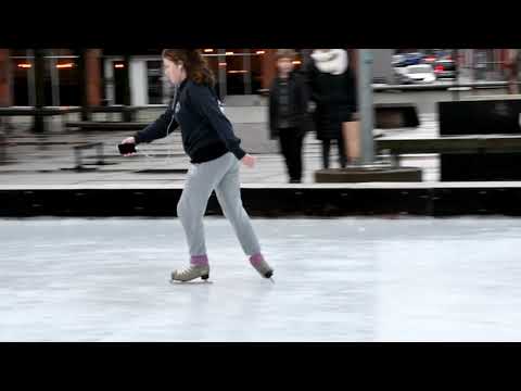 Video: Udendørs skøjtebaner i Los Angeles, Californien