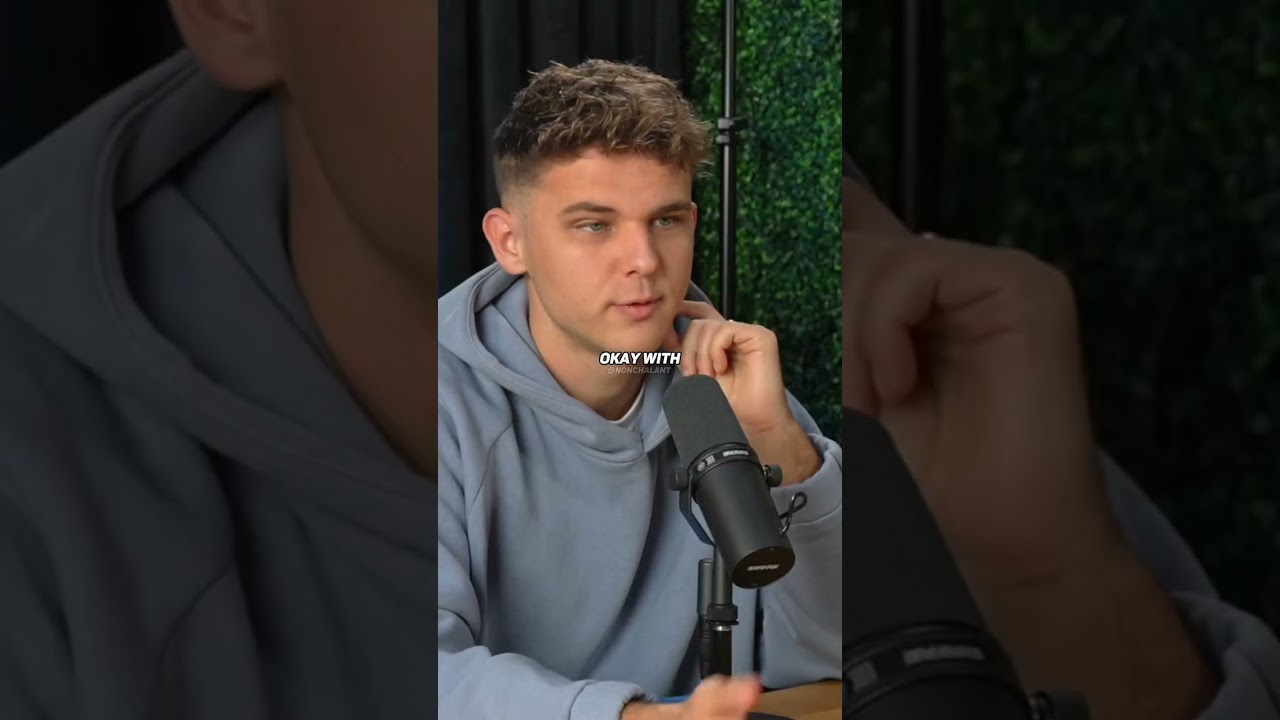 He's Making $10,000 A Month At 16 Years Old! #podcast #business #shorts