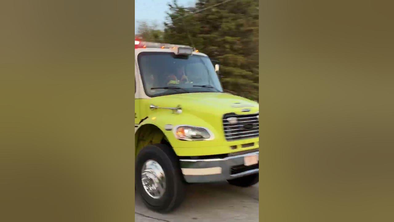 Slinger Fire Department, WI Tanker 2194 Responding 52123 YouTube