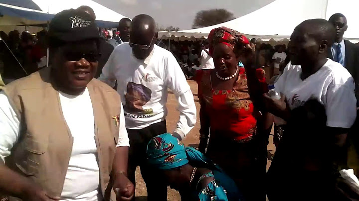 DR MUJURU DANCING IN DOTITO