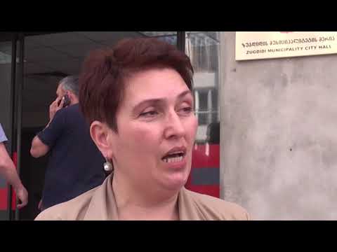 რატომ ცდილობს სანდრა რულოვსი ამომრჩევლის შეცდომაში შეყვანას