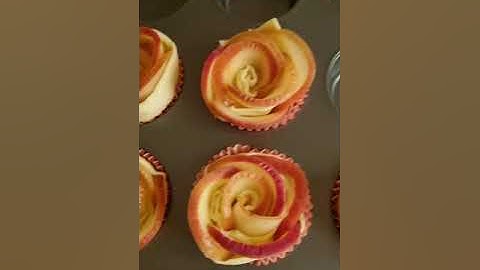 PASTA SFOGLIA E MELE. IL DOLCE A FORMA DI  ROSA🌹