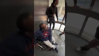 Fart spray prank in the elevator Wealth