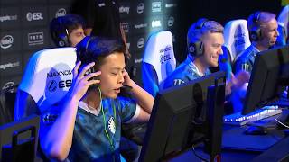STEWIE2K TRASH TALKS SINGULARITY