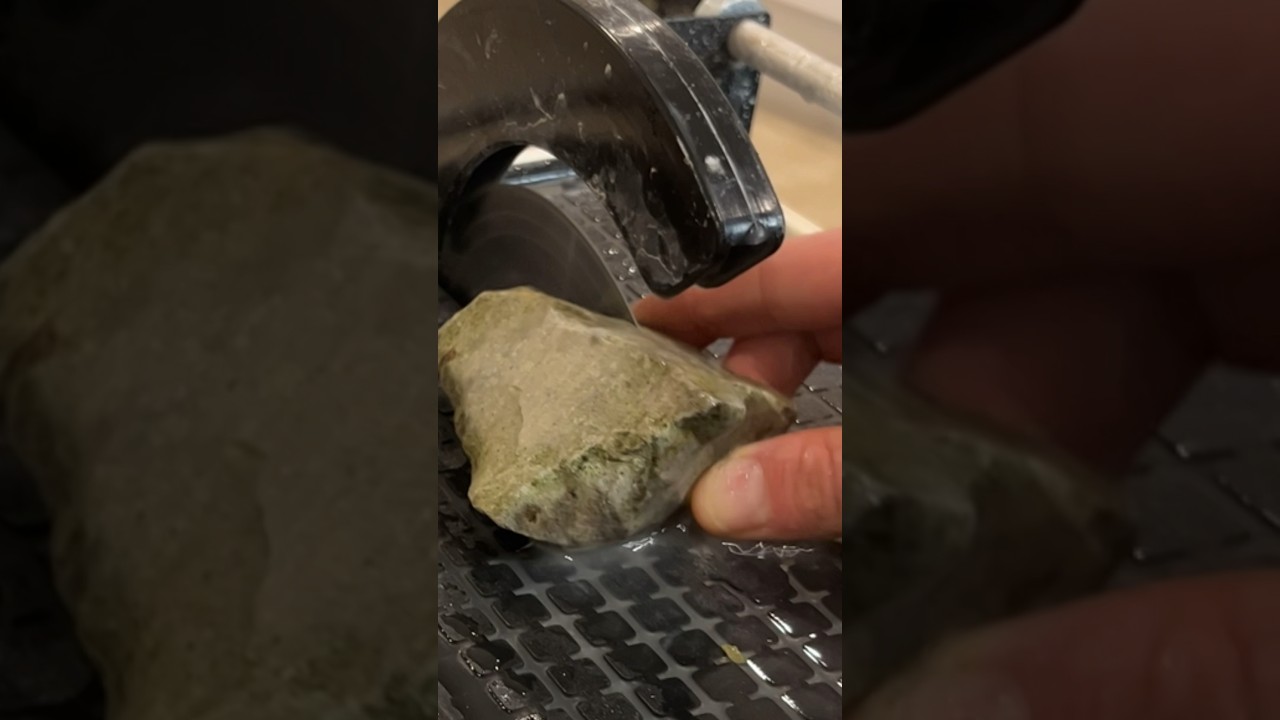 Another rock with a fun pattern inside! 