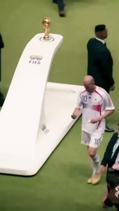 Zidane’s Heartbreaking Final Moment — The Red Card That Shook the World 💔🟥#Zidane #Legend #WorldCup