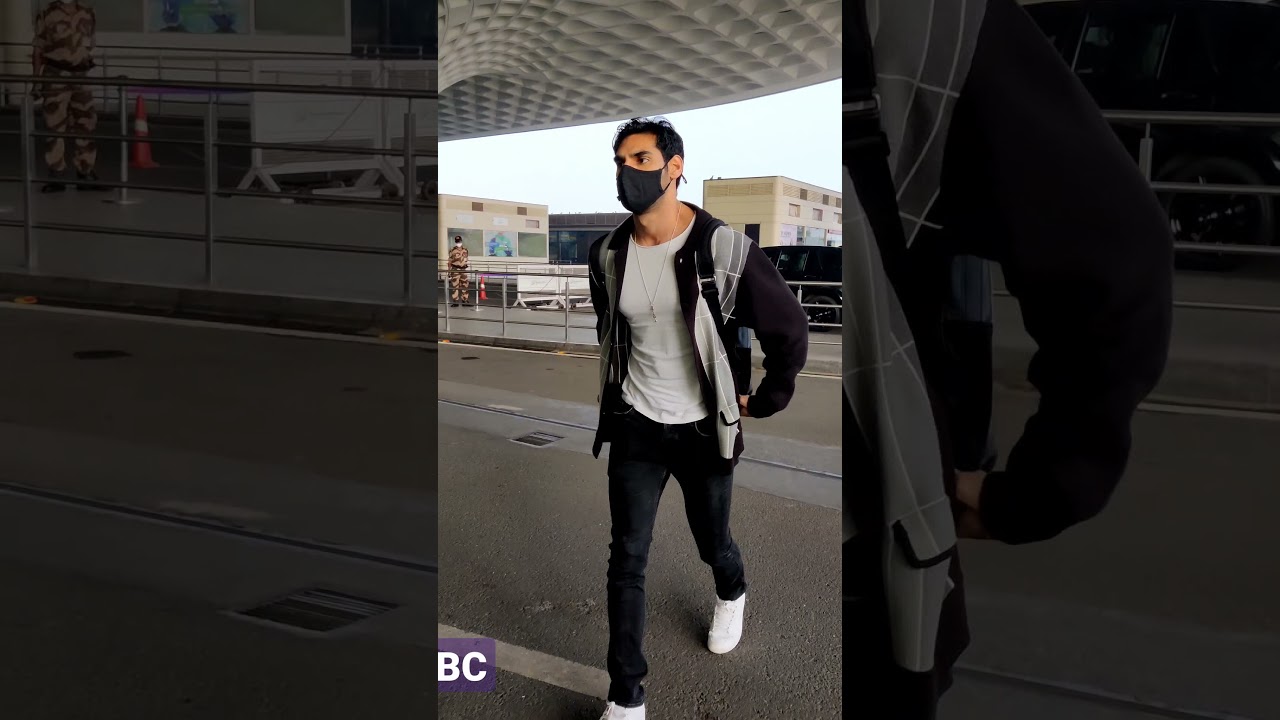 Ahan shetty spotted at airport