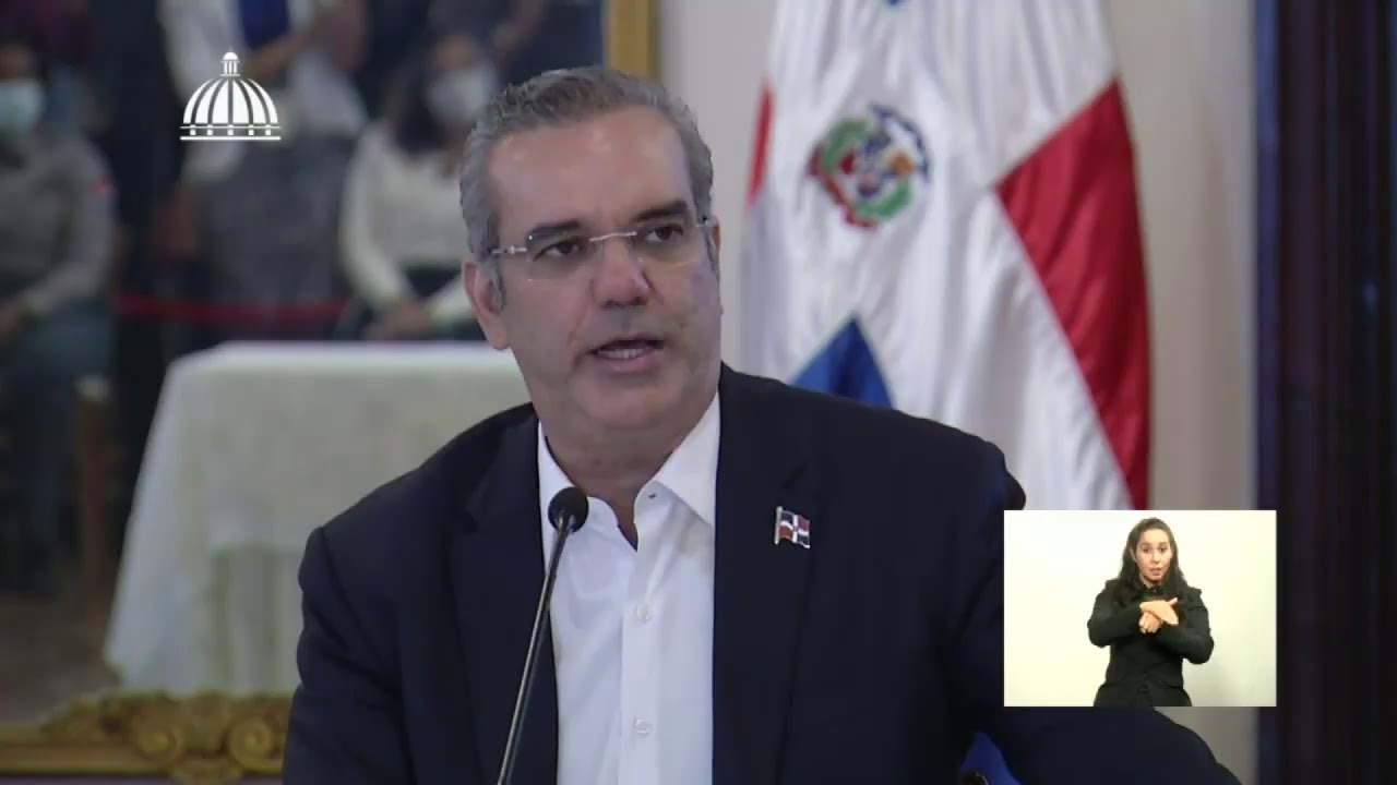 Rueda de prensa anunciando la incorporación de los miembros de la Policia Nacional al SeNaSa PREMIER