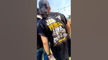 #janganpernahlupatour goes to #surabaya #tfivemusic #kuburanband