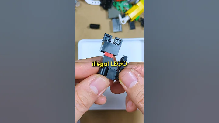 an official LEGO set with illegal technique? #LEGO #legos #AFOL #legobuild #legomoc