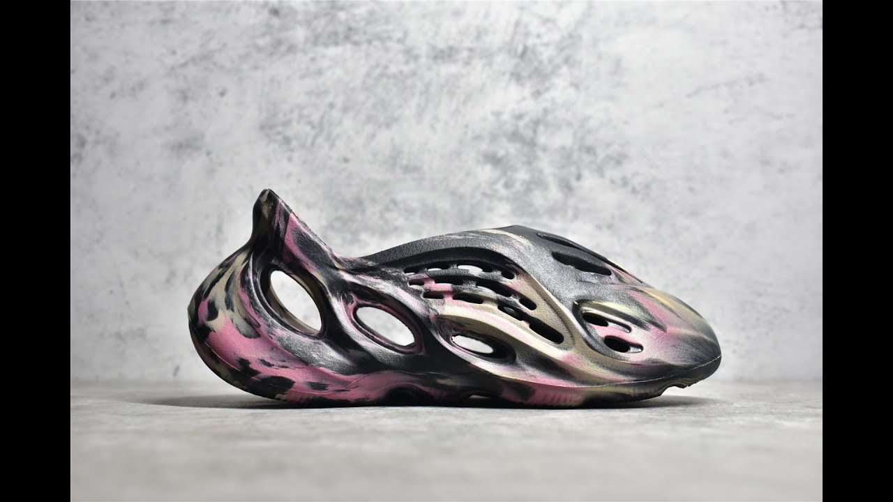 Latest Reps Yeezy Foam Runner MX Carbon For Sale