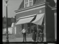 Wandelend door Scheveningen - 1933