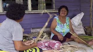 Making tapa cloth and Fiji Fans in Vusaratu Village