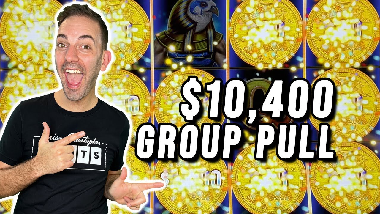 Group SHAKES Slot Machine A LOT with $10,000!