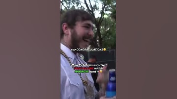 Thumbnail of POST MALONE singing with a mariachi band 🇲🇽