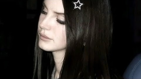 𝐩𝐮𝐭 𝐦𝐞 𝐢𝐧 𝐚 𝐦𝐨𝐯𝐢𝐞 ✩