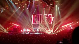 Kiss - Lick it Up @ Madison 03 - 27 - 2019